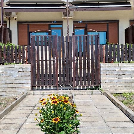 Trs Apartments Sozopol Exteriör bild