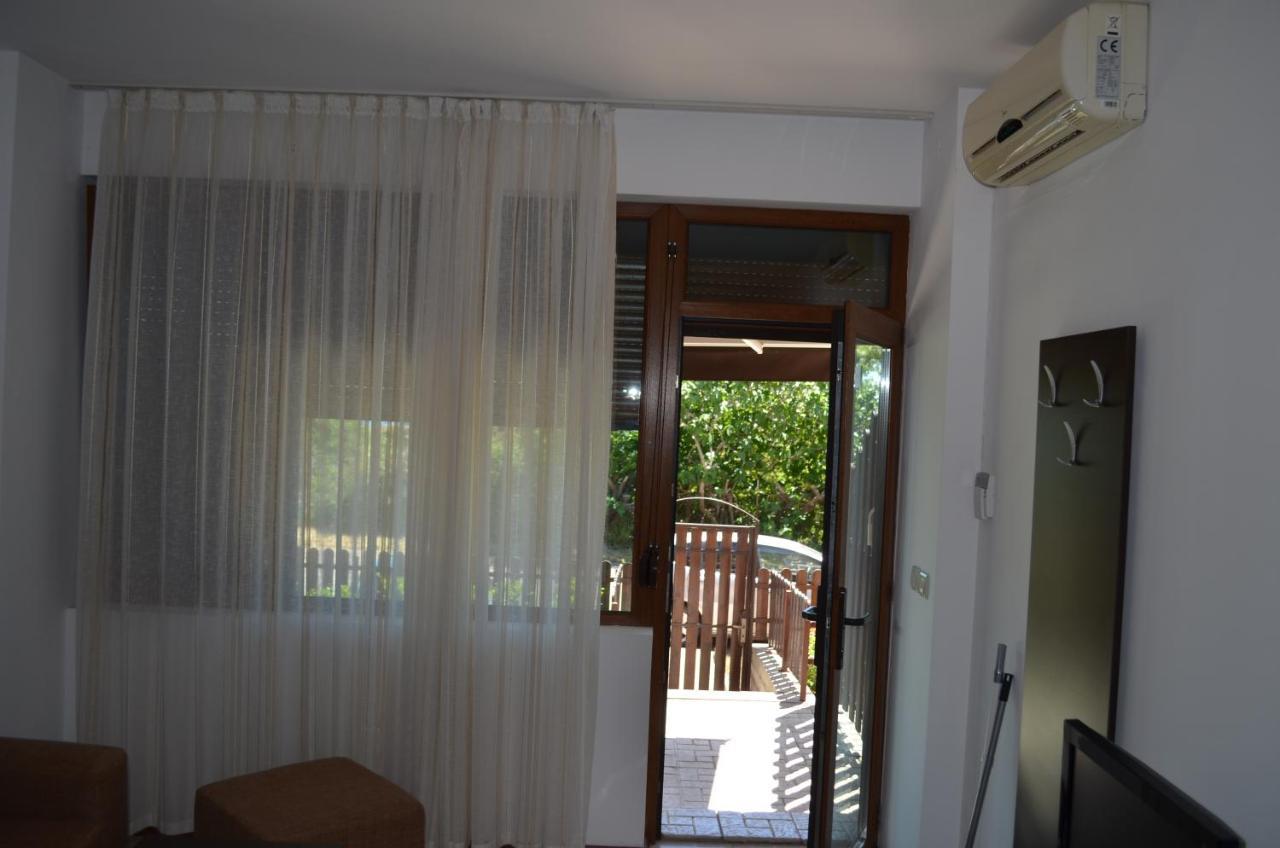 Trs Apartments Sozopol Exteriör bild