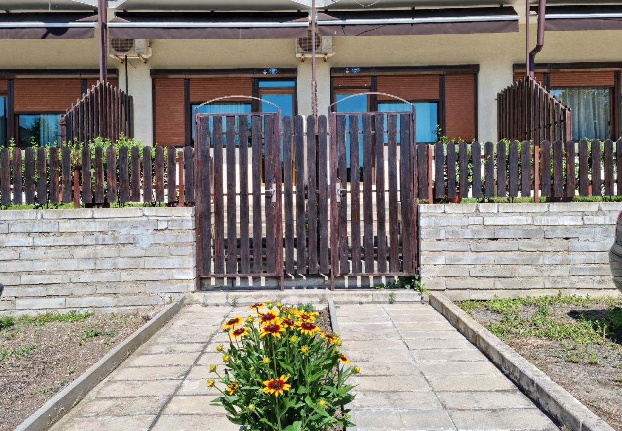 Trs Apartments Sozopol Exteriör bild